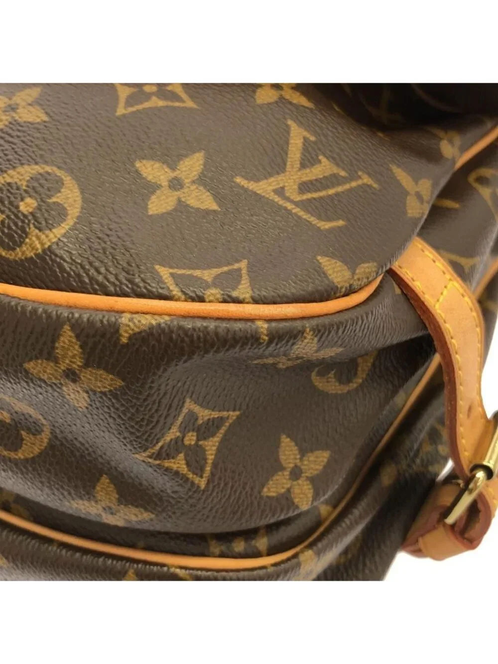 Louis Vuitton Monogram Saumur 30